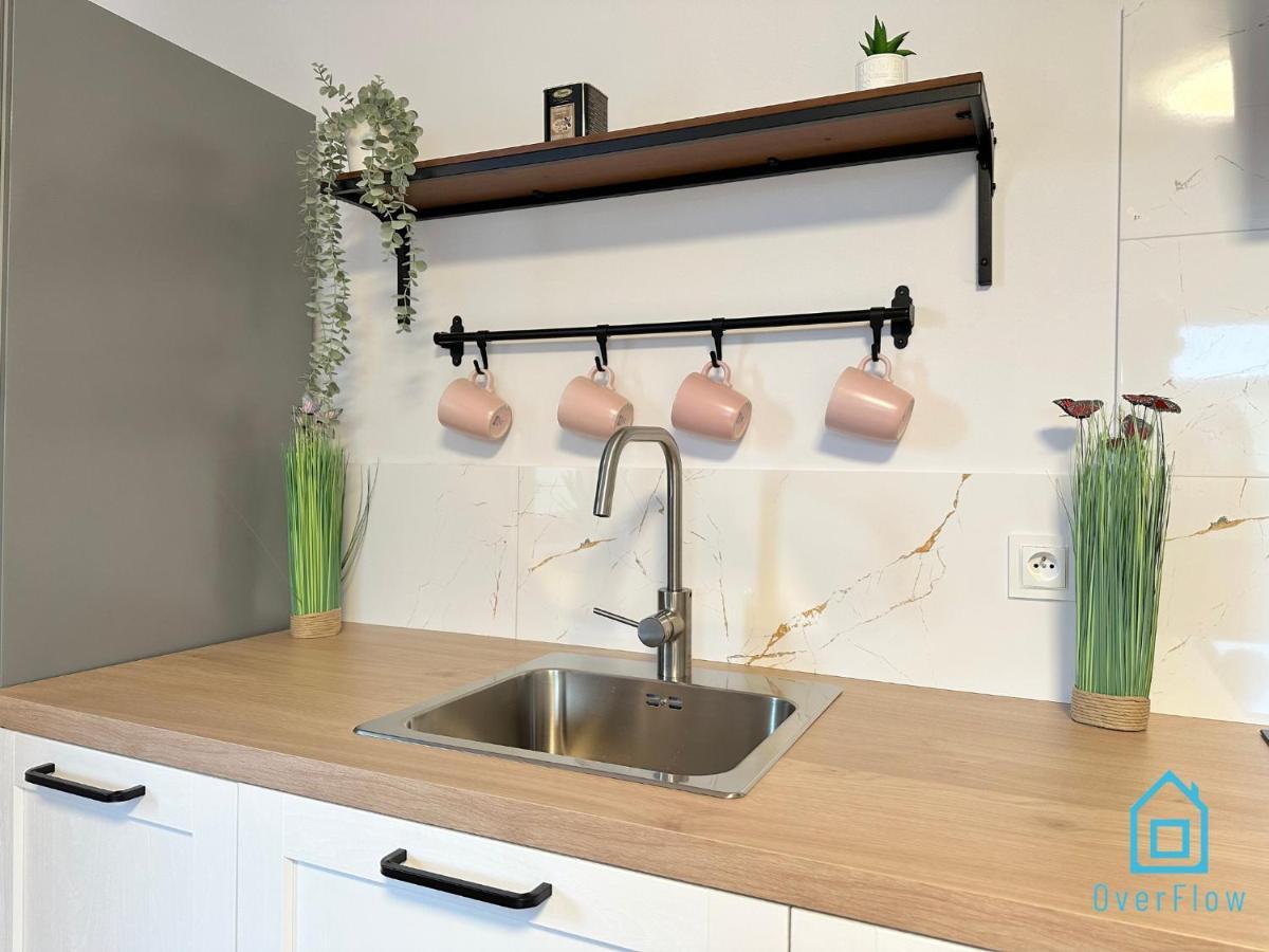 Hel Apartment- Tranquil Retreat, 15 Minutes To The Sea & Gdansk City Center Borkowo  외부 사진